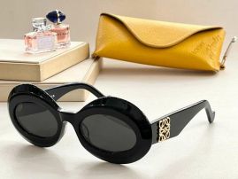 Picture of Loewe Sunglasses _SKUfw48204881fw